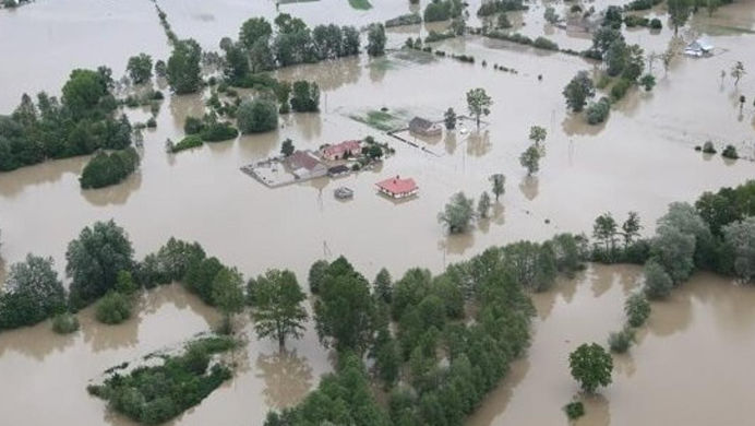 Inżynierowie budownictwa w walce ze skutkami powodzi: dołącz do akcji!